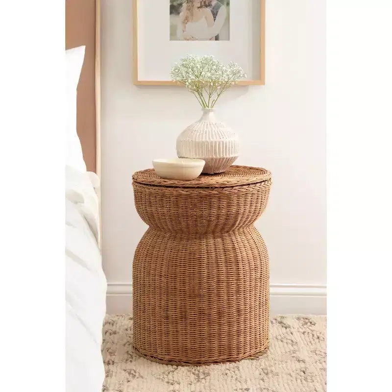 Table d'appoint en rotin de chaume
