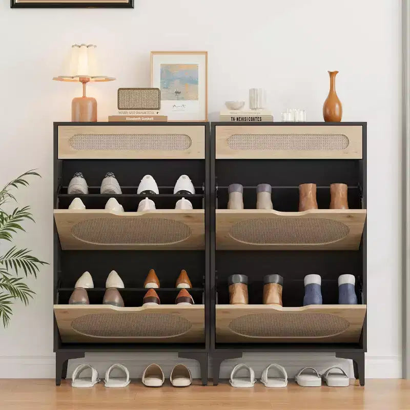Meuble à chaussures en rotin et chêne, rangement à chaussures à 3 niveaux avec 2 tiroirs basculants et 1 tiroir coulissant, étagère réglable, organisateur étroit pour entrée