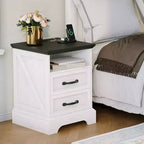Table de chevet rustique de ferme à 2 tiroirs, Table de chevet moderne en bois, Ports USB et prises CA, MDF durable, Poignées en métal, Blanc