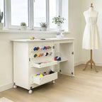 Table pliante pour couture et loisirs créatifs avec étagères et plateaux, roulettes verrouillables, chevilles, verrous magnétiques, bureau multi-fonctions compact, gain de place pour machines à coudre