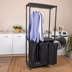 Centre de lessive à 3 sacs, Tablettes en stratifié lisse, Cadre en acier robuste, Barre de suspension, Options de pieds à roulettes et fixes